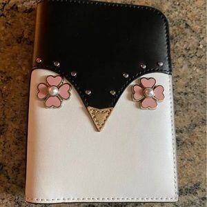 Kate spade penguin passport holder